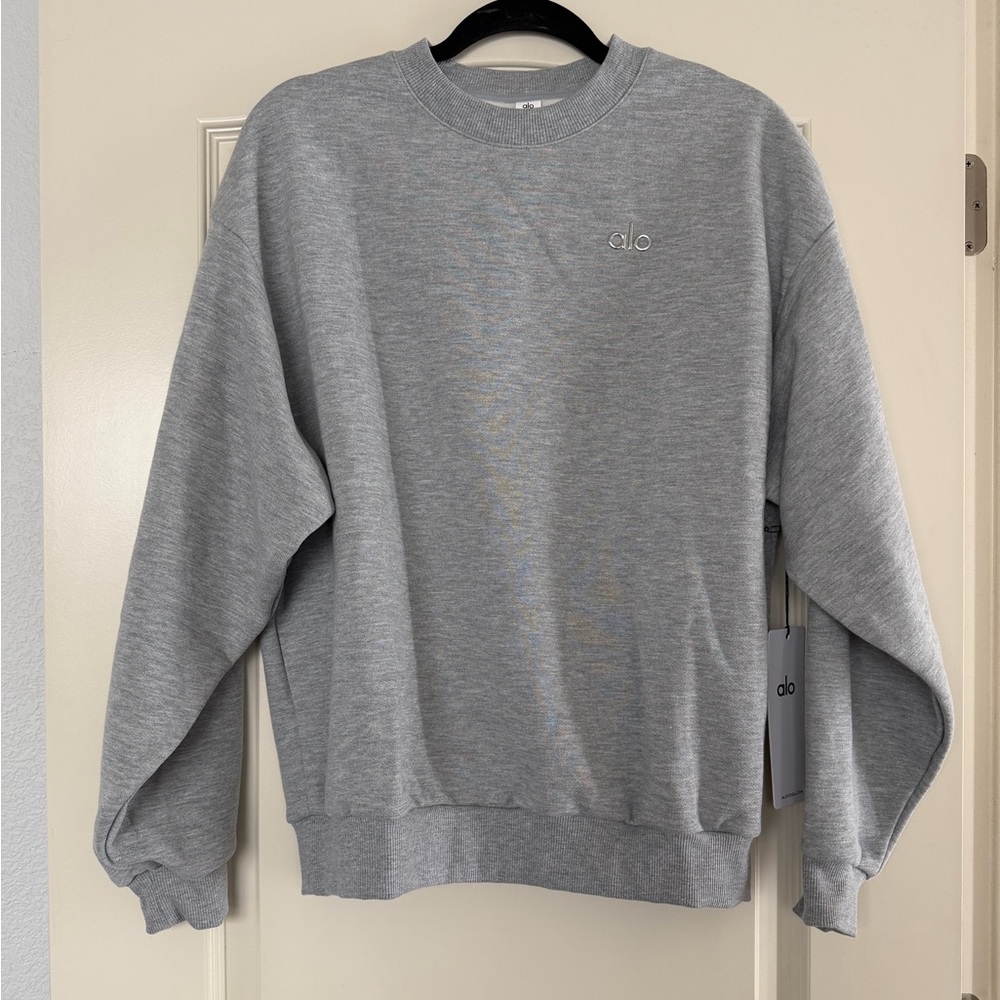 Alo Accolade crew neck pullover sweatshirt